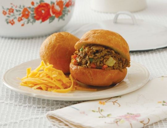 Gwinya Achar and chips